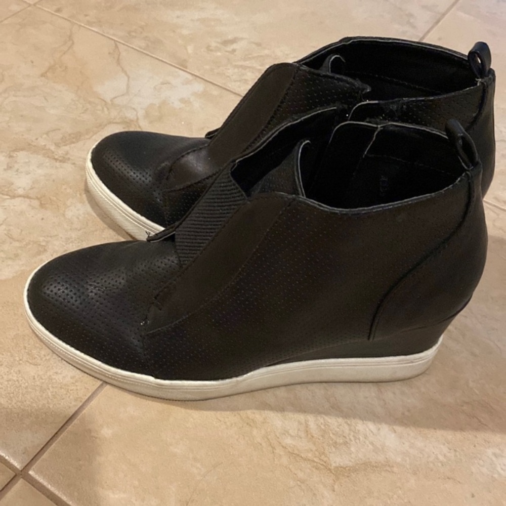 MIA Women's “Christie” Black Wedge Bootie Sneakers size 8